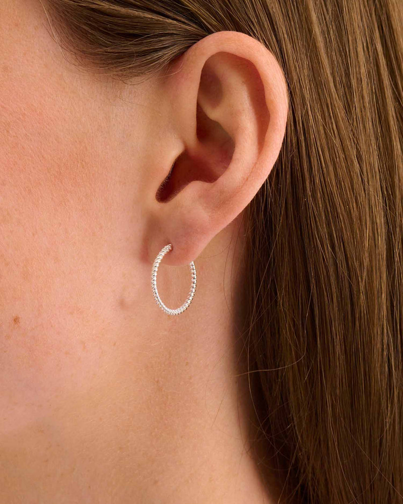 Small Twisted Creolen 18 mm Vergoldet